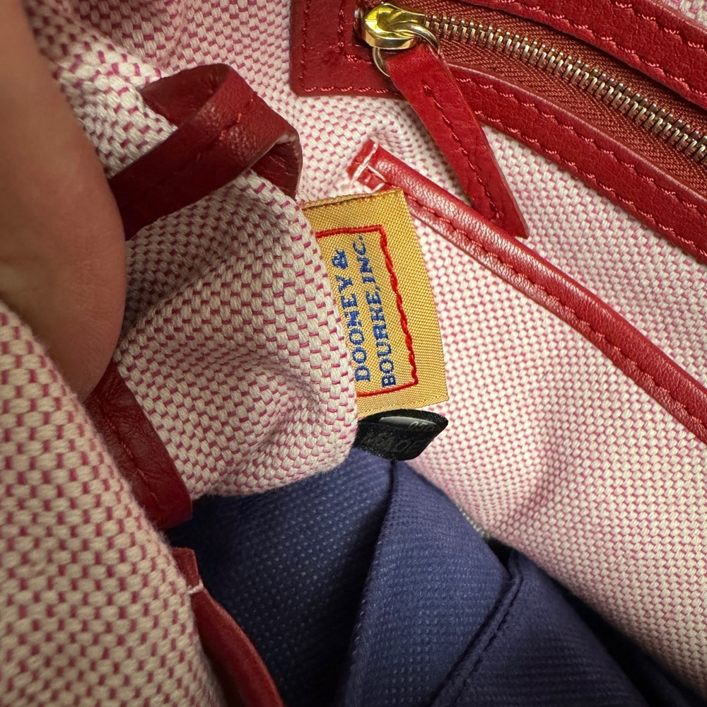 Dooney and Bourke Purse - Picture 8 of 14